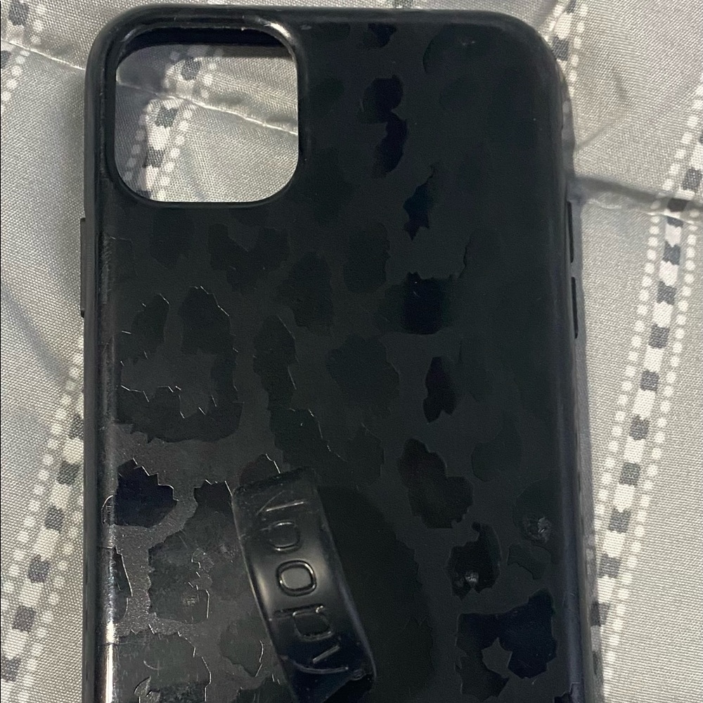 iphone 11 pro max loopy case